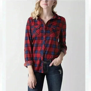 Forever 21 Red Flannel Size Small button up shirt